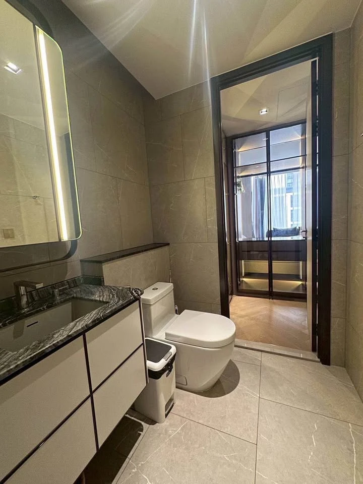 For rent!! The Reserve 61 Hideaway, pool view, fully furnished, ready to move in.