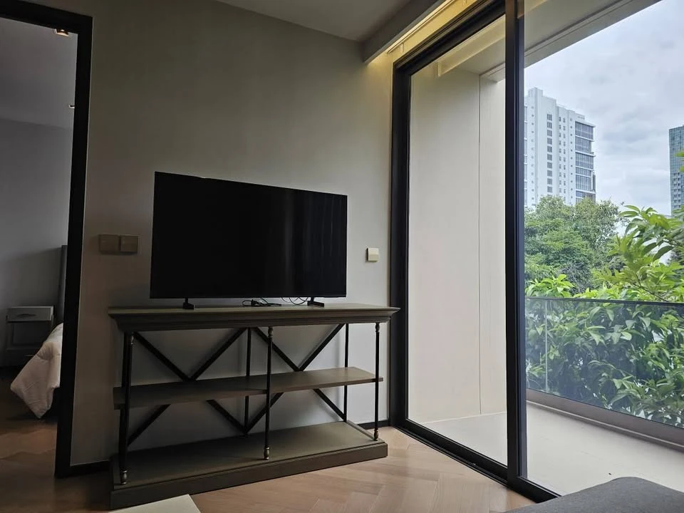 For rent: The Reserve 61 Hideaway, a lovely room with ample living space. Convenient and complete here. Come reserve now. Don't miss out!