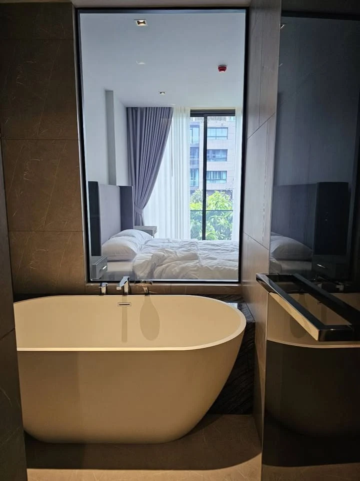 For rent: The Reserve 61 Hideaway, a lovely room with ample living space. Convenient and complete here. Come reserve now. Don't miss out!