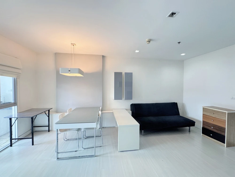 For rent: The Room Ratchada - Ladprao, 2 bedrooms, fully furnished, very livable. Book now! (Quickly!)