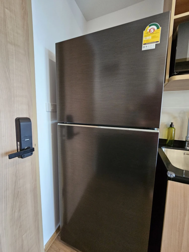 For rent: The Livin Petchkasem 37, 15th floor, decorated room, nice to live in, not hot, complete furniture + electrical appliances, hurry and reserve