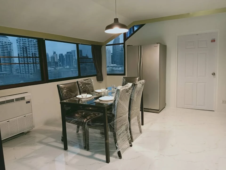 For rent: The Waterford Condominium, 2 bedrooms, 2 bathrooms + 1 additional room (can be used as a work room or 3rd bedroom), reserve now!