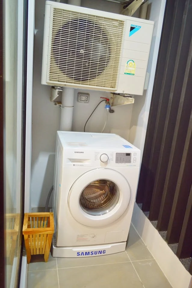 For rent: The Sky Condo Sriracha, 6th floor, swimming pool view, nice atmosphere, nice to live in, fully equipped with facilities, ready to move in