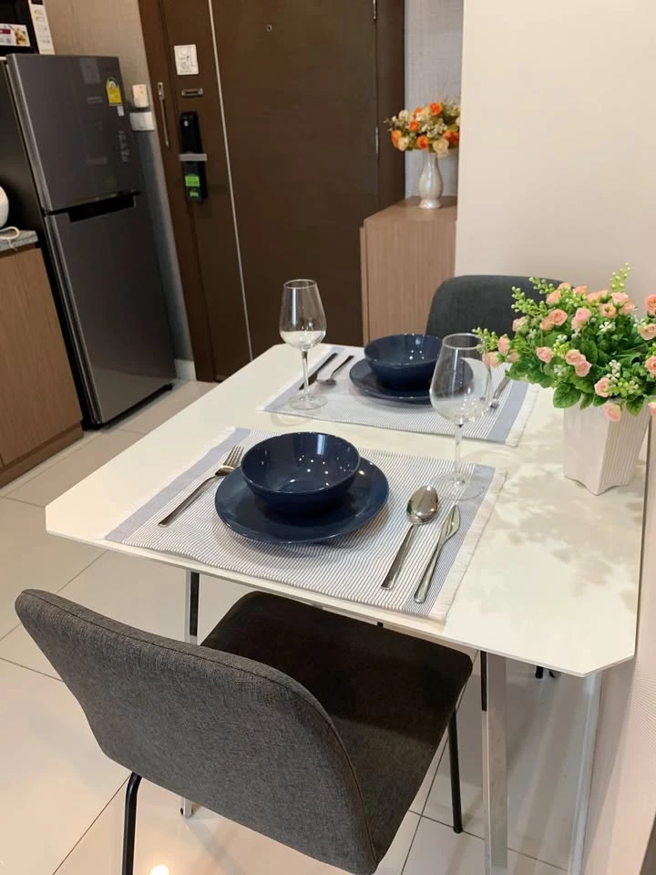 For rent: The Sky Condo Sriracha, 6th floor, swimming pool view, nice atmosphere, nice to live in, fully equipped with facilities, ready to move in
