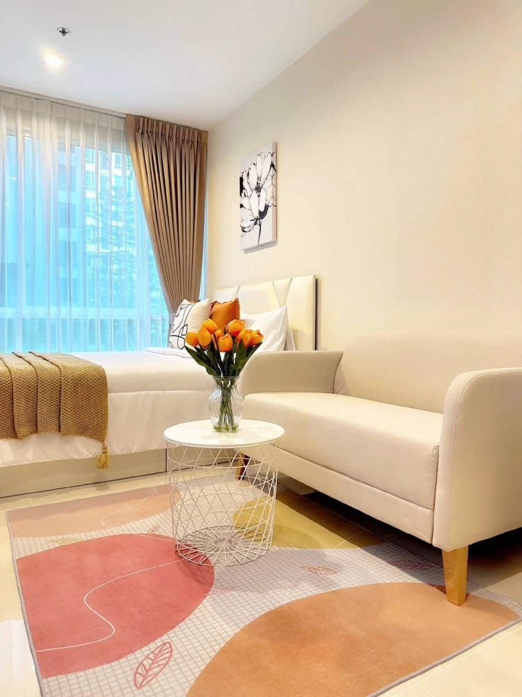 For rent: The Sky Sukhumvit. Fully furnished, beautifully decorated, ready to move in.