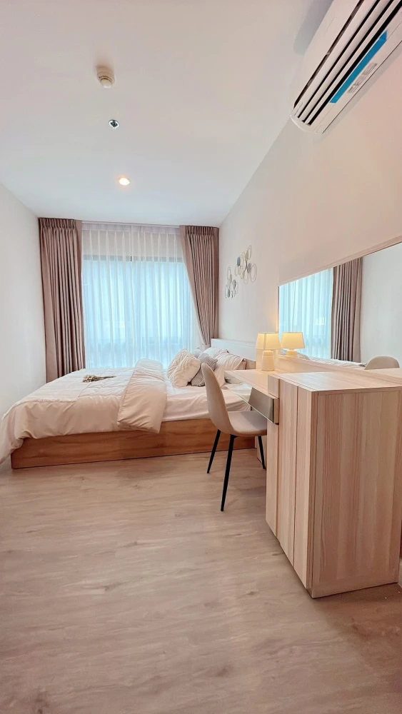 For rent: The Sky Sukhumvit, nice room, high floor, fully furnished, reserve now.