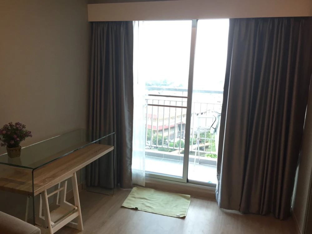 For rent: The Teppei Grand Sathorn-Wutthakarn. Nice room, fully furnished, complete amenities. Book now!