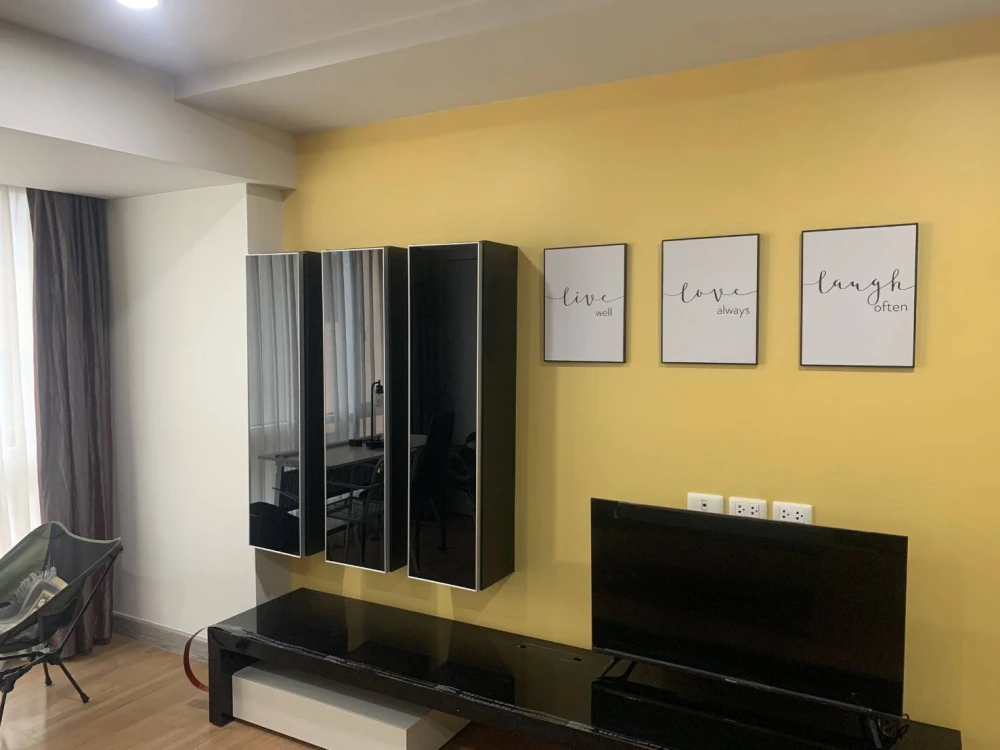 For rent, The Trendy Condominium, beautiful room, full furniture Ready to move in. Don't wait.
