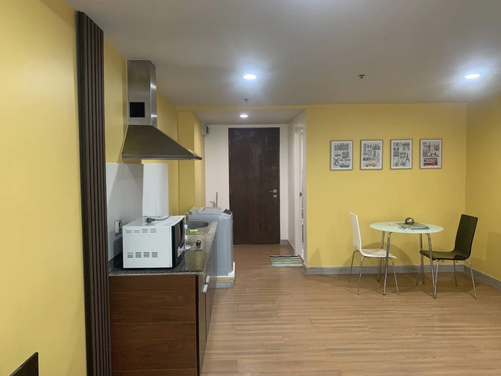 For rent, The Trendy Condominium, beautiful room, full furniture Ready to move in. Don't wait.