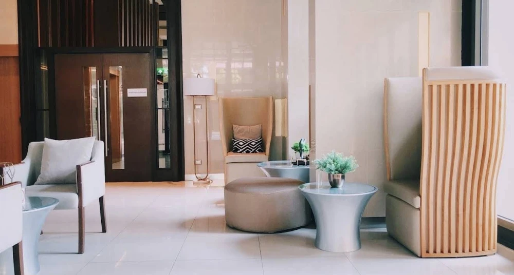 For rent: Nest Sukhumvit 22, newly renovated room - ready to move in 💥🏨