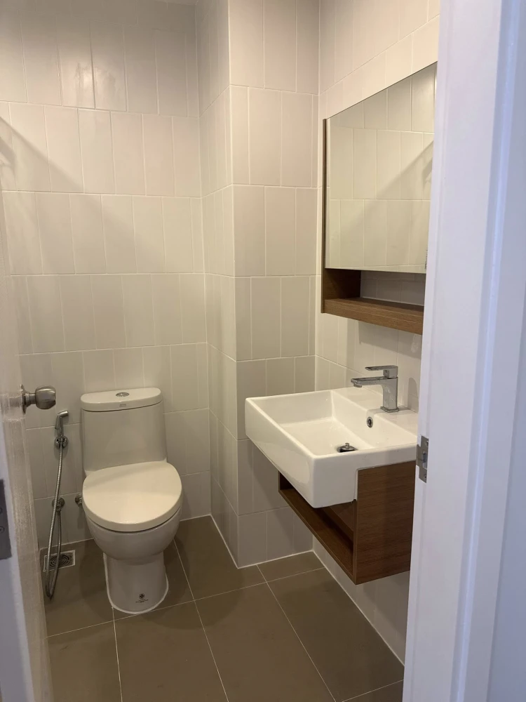 For rent: Nest Sukhumvit 22, newly renovated room - ready to move in 💥🏨