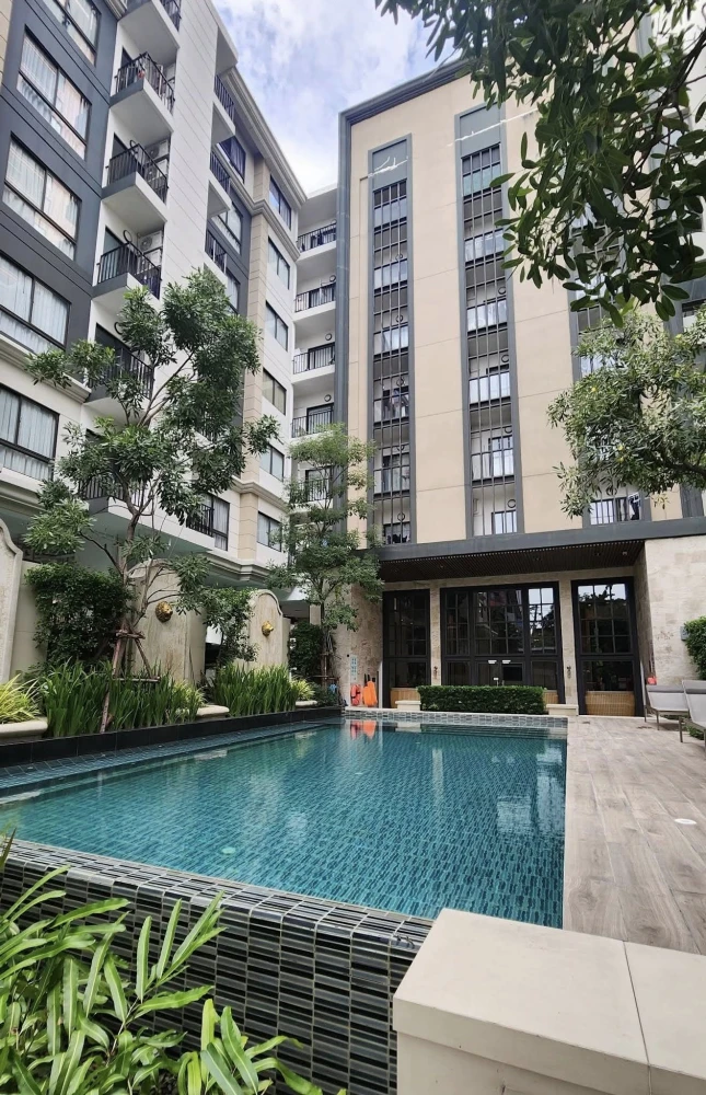 For rent: Nest Sukhumvit 22, newly renovated room - ready to move in 💥🏨