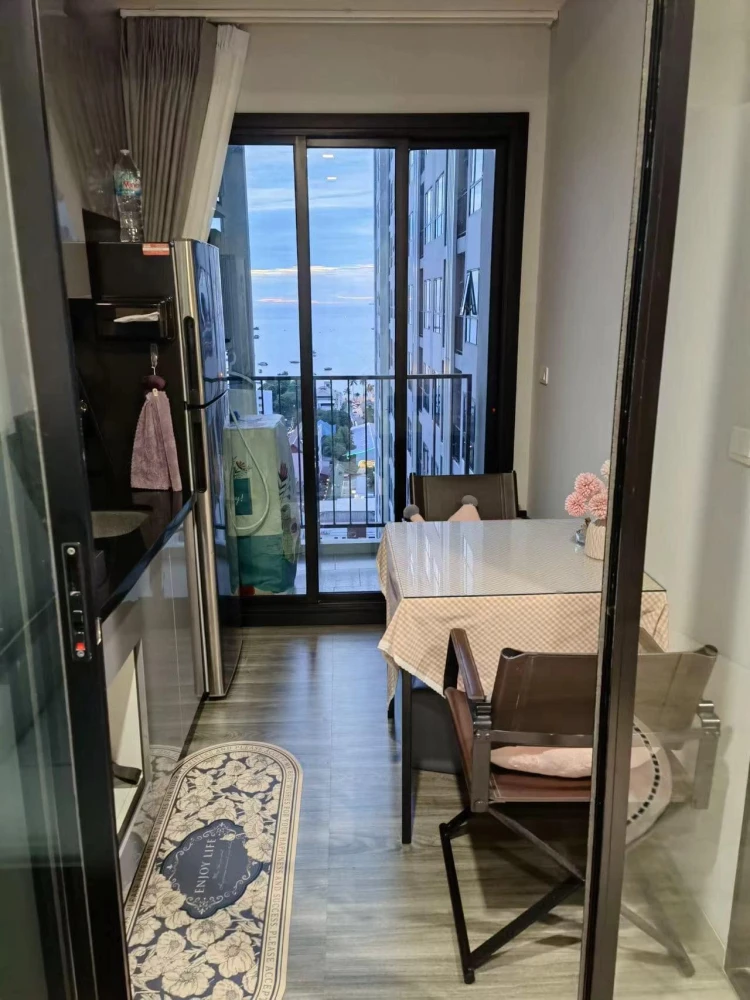 For rent: The Base Pattaya Central (Pattaya Central), 19th floor, sea view, fully furnished, nice to live in, book now!