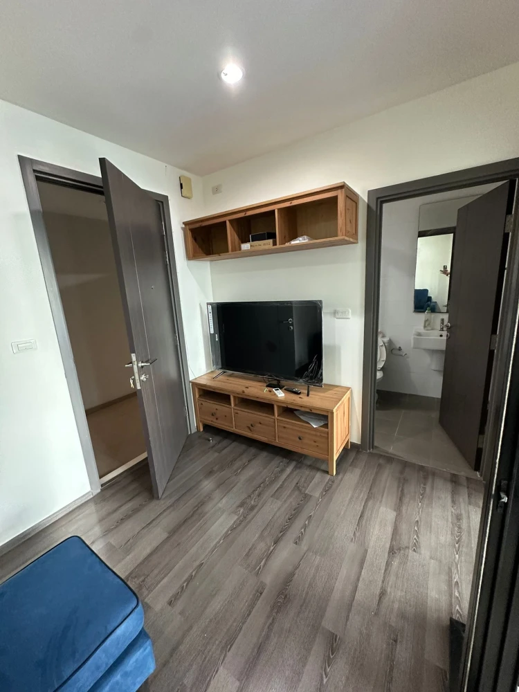 For rent: The Base Park East, nice room, high floor, fully furnished, reserve now+++