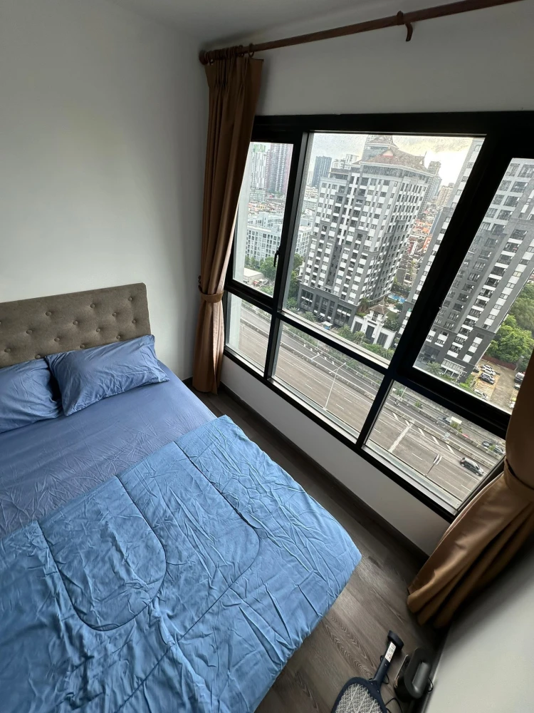 For rent: The Base Park East, nice room, high floor, fully furnished, reserve now+++