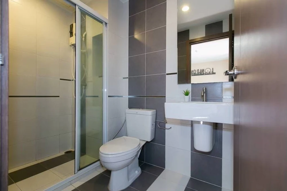 For rent: The Base Sukhumvit 77. Ready-to-move-in unit with full furniture. Spacious and comfortable. Book now!