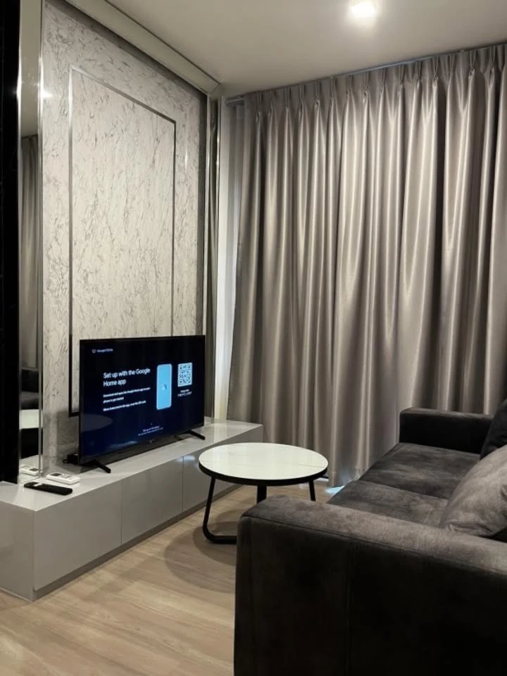 For rent: The Base Phetchaburi - Thonglor, 9th floor, city view, fully furnished, book now, hurry!