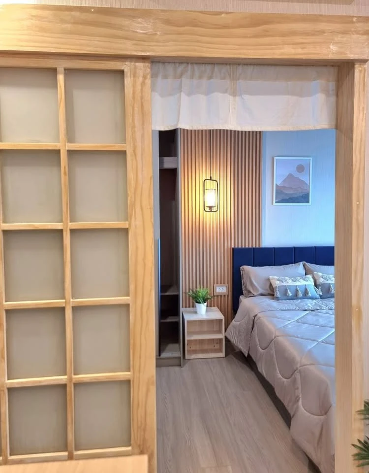 For rent: The Base Phetchaburi - Thonglor, decorated in a warm Muji style, comfortable to live in, balcony like a corner room, if you delay, you'll de