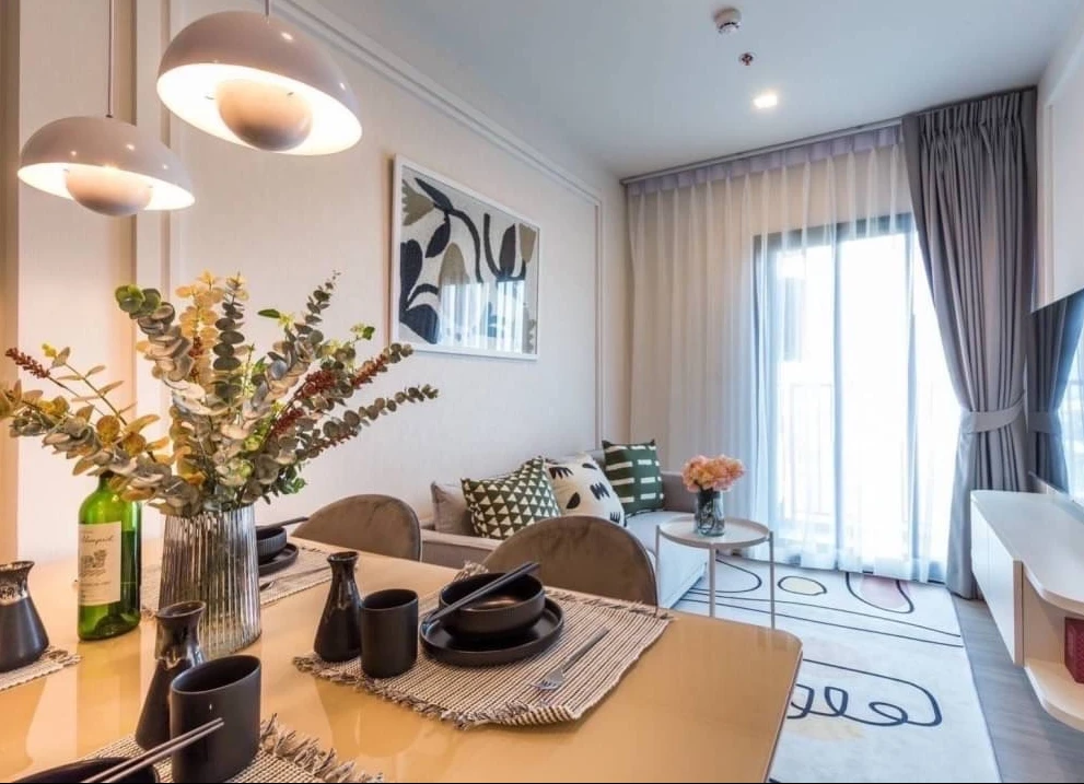 For rent: The Base Phetchaburi-Thonglor, fully furnished, ready to move in, complete with amenities, great price, come reserve now, don't miss out!