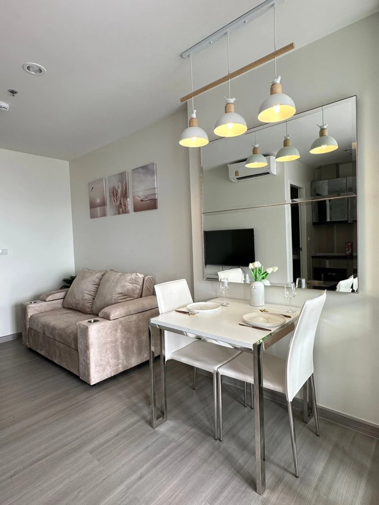 For rent: The President Charan - Yaek Fai Chai Station, 20th floor, beautiful view, BTS view, fully furnished, nice to live in, book now.
