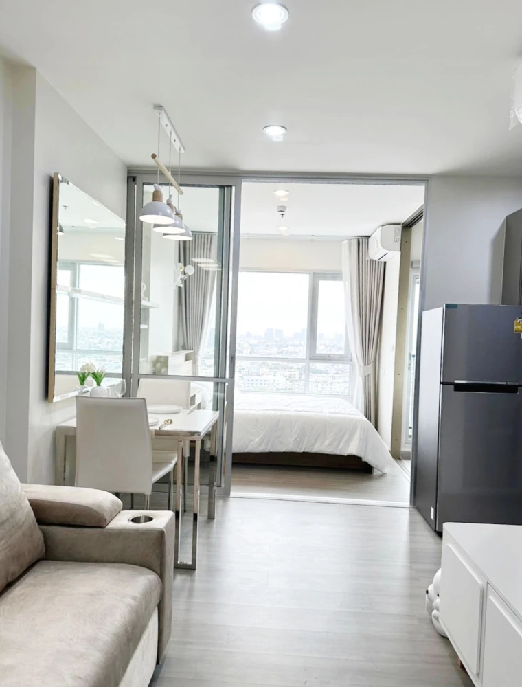 For rent: The President Charan - Yaek Fai Chai Station, 20th floor, beautiful view, BTS view, fully furnished, nice to live in, book now.