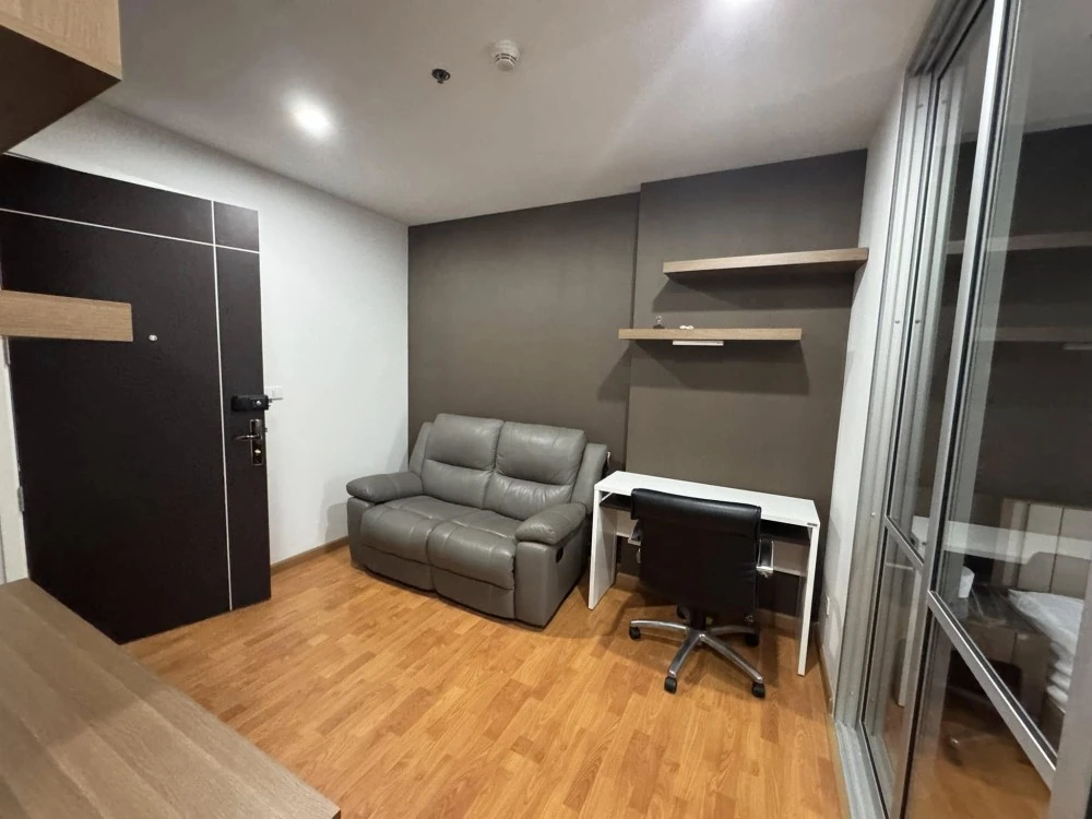 For rent: The President Sathorn-Ratchapruek 2, 15th floor, fully furnished, nice to live in, book now, urgently.