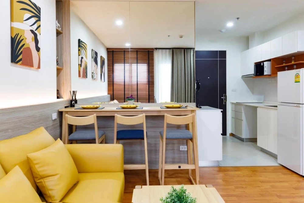 For rent: The President Sathorn-Ratchapruek 3, 2 bedrooms, corner room, no noise, very beautiful view, hurry or you'll miss out.