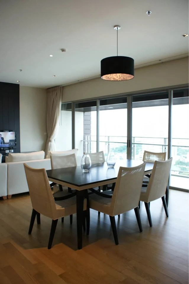 For rent, The Madison Sukhumvit 41, beautiful decoration, fully furnished, great facilities, don't miss it.