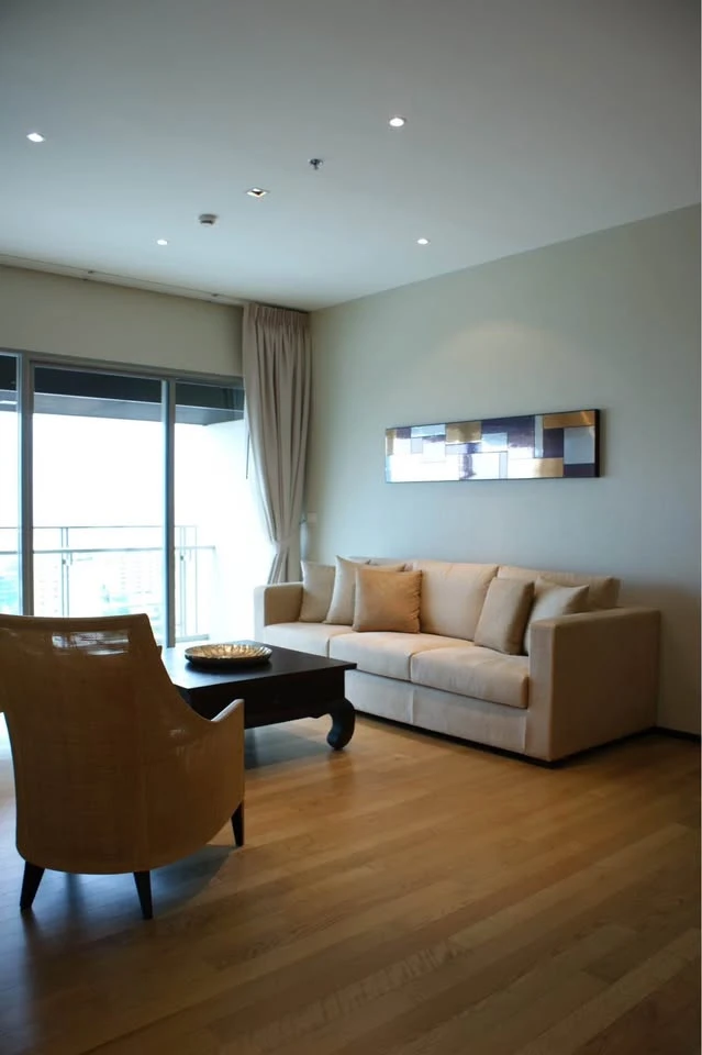 For rent, The Madison Sukhumvit 41, beautiful decoration, fully furnished, great facilities, don't miss it.