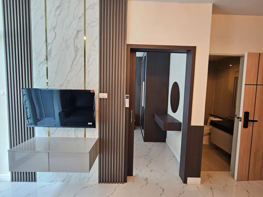 For rent: The Grand Jomtien Pattaya, ready to move in, fully furnished, reserve now.