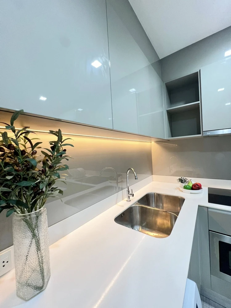 For rent, The Politan Rive, 10th floor, simple room, complete, spacious room, comfortable, exactly as advertised, must reserve now.