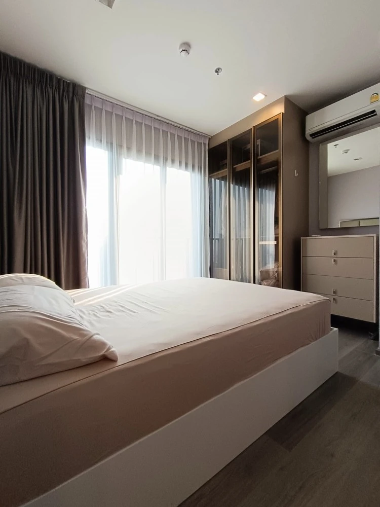 For sale, for rent, The Politan Aqua, spacious room, comfortable, comes with complete decorations, interested, book now.