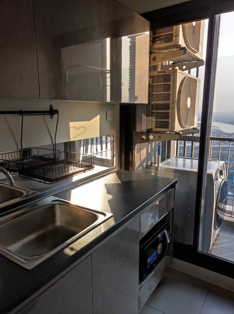 For rent: The Politan Aqua, well-separated rooms, great price, hurry up and reserve now, don't miss out.