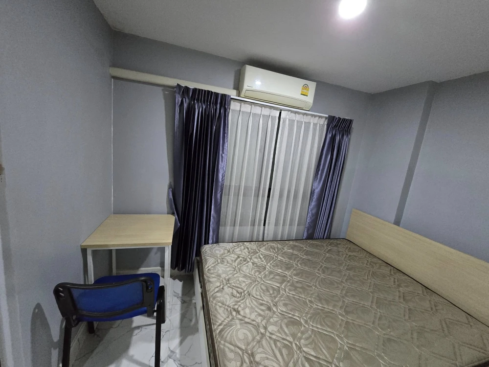 For rent: The Diamond Nawakon-Talat Thai, a nice room, fully furnished, just bring your bag, don't miss it.