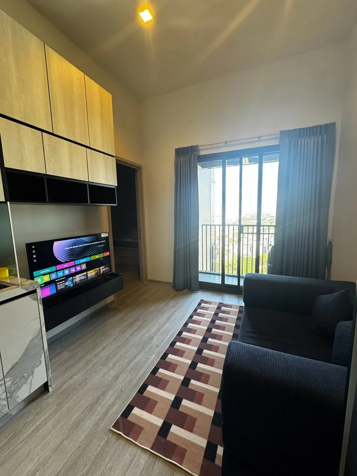 For rent: The Line Sukhumvit 101, beautiful and quiet city view, fully furnished, very attractive.