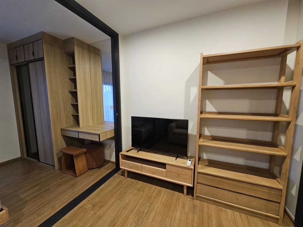 For rent!! The Line Vibe, 17th floor, Building C, city view, great location, convenient transportation, fully furnished, ready to move in! Reserve now