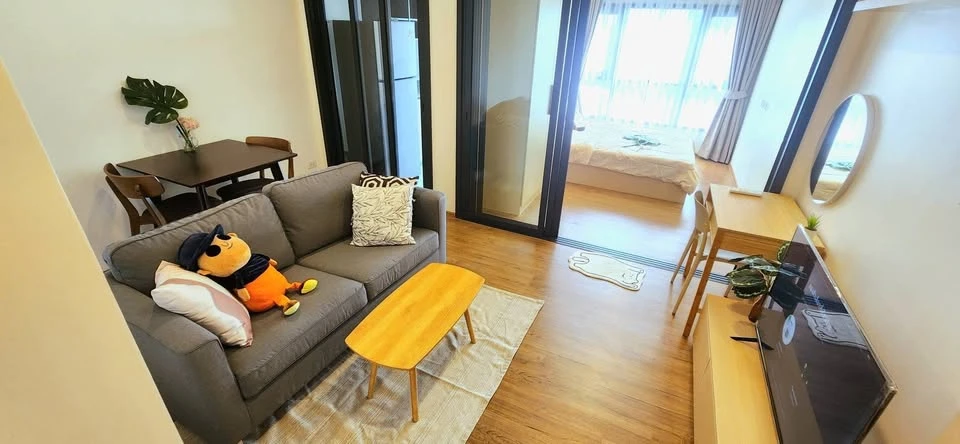 For rent: The Line Vibe, 19th floor, beautiful city view, decorated in Muji style, simple and very nice, you must arrange it!!
