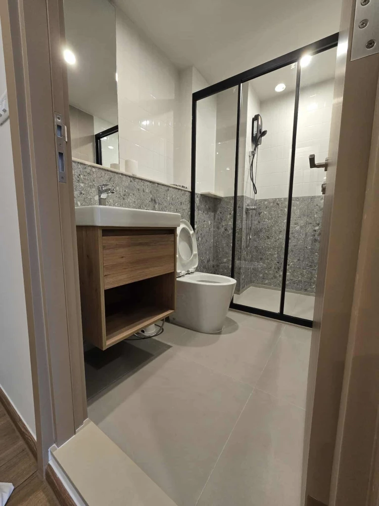 For rent: The Line Vibe, high floor, ready to move in, fully furnished, just bring your bags.