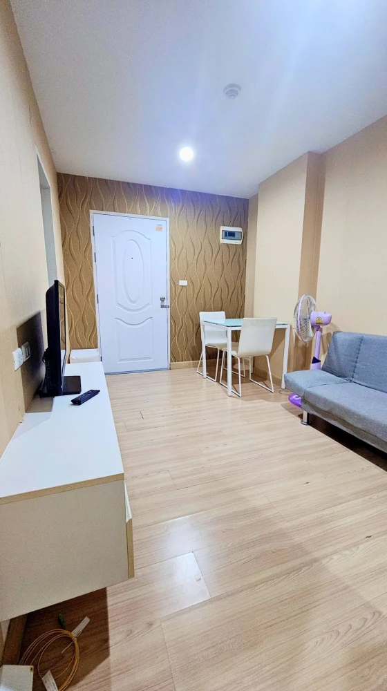For rent: The Kit Plus Nawamin. Cool and comfortable day and night. Even during the day it's not hot, saving on air conditioning electricity costs. Do