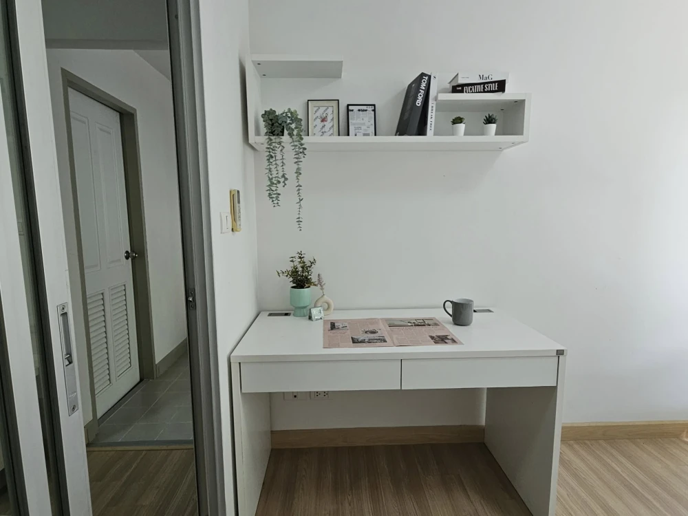 For rent: The Kit, Chaengwattana, separate rooms, white tone, comfortable to the eye, affordable price, hurry and reserve now.
