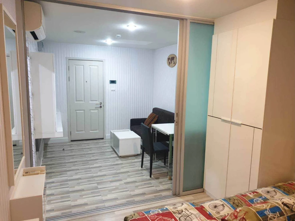 For rent: The Cube Pracha Uthit, 7th floor, middle unit with city and Bhumibol Bridge views. Don't miss out!