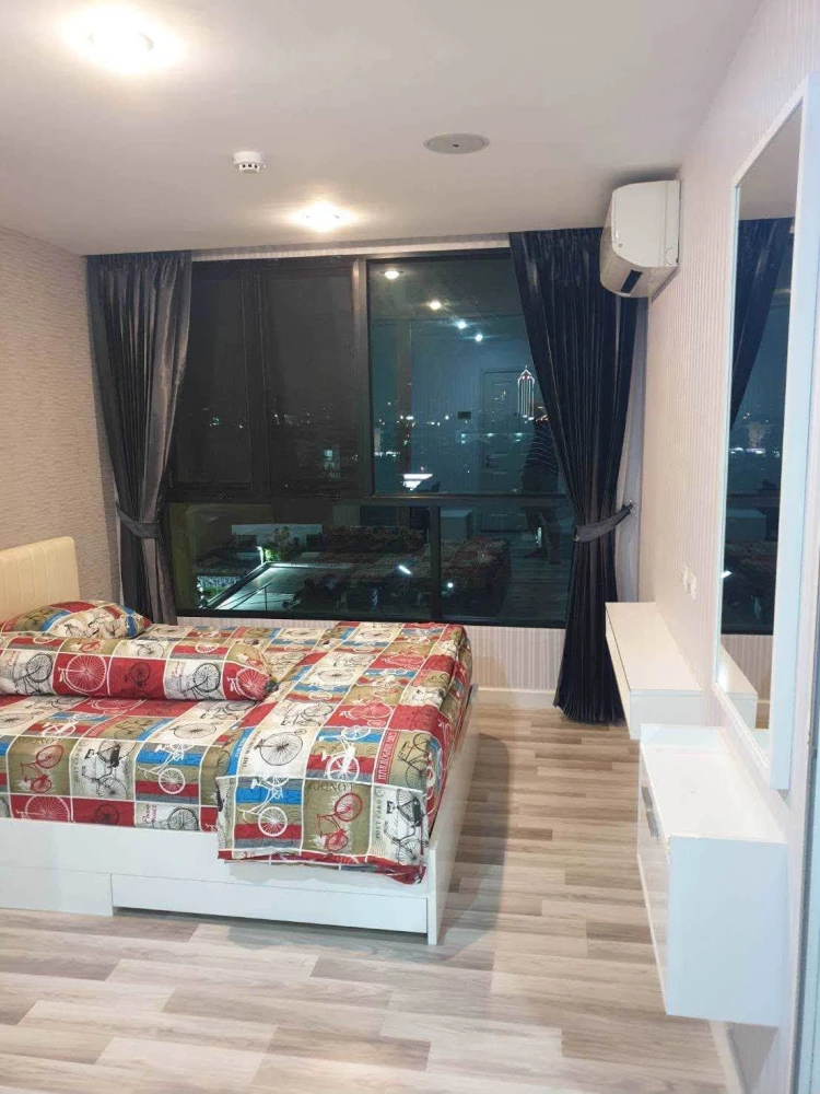 For rent: The Cube Pracha Uthit, 7th floor, middle unit with city and Bhumibol Bridge views. Don't miss out!