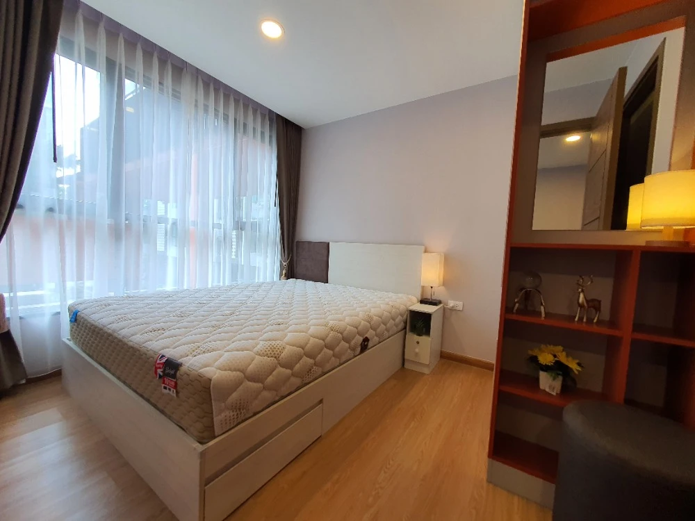 For rent, The Cube Loft Srinakarin - Theparak, 2nd floor, garden view, fully furnished, ready to move in, book now urgently.