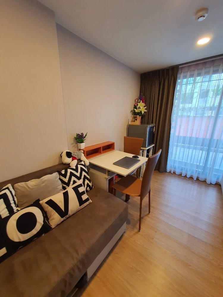 For rent, The Cube Loft Srinakarin - Theparak, 2nd floor, garden view, fully furnished, ready to move in, book now urgently.