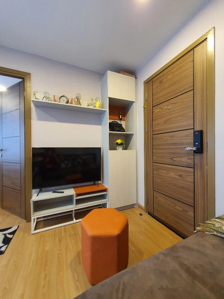 For rent, The Cube Loft Srinakarin - Theparak, 2nd floor, garden view, fully furnished, ready to move in, book now urgently.