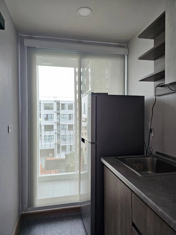 For rent: The Cube Loft Srinakarin - Theparak, pool view, fully furnished, complete appliances. Just bring your belongings and move in.