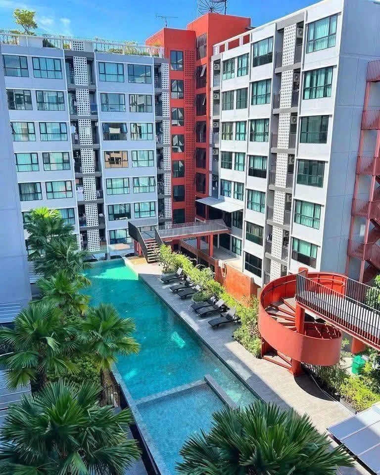For rent: The Cube Loft Srinakarin - Theparak, pool view, fully furnished, complete appliances. Just bring your belongings and move in.