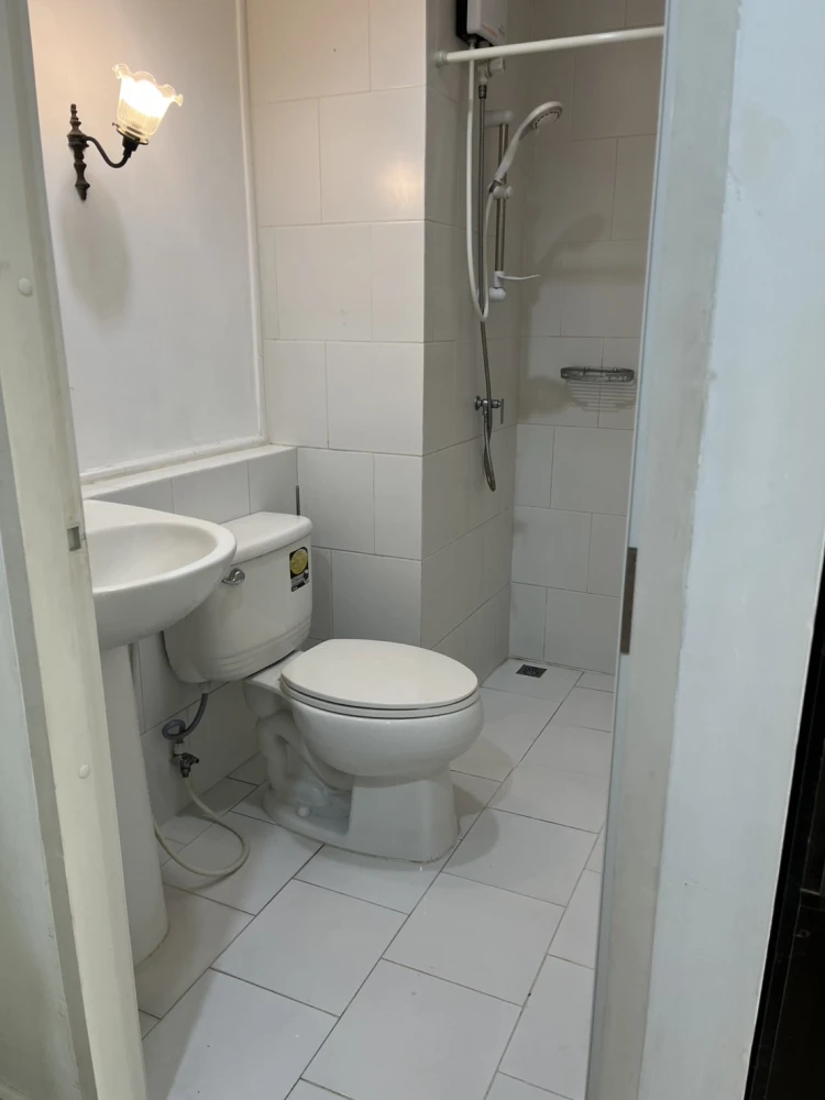 For rent: The Seed Terre Ratchayothin, 4th floor, studio room, fully furnished, ready to move in. Come and reserve now!