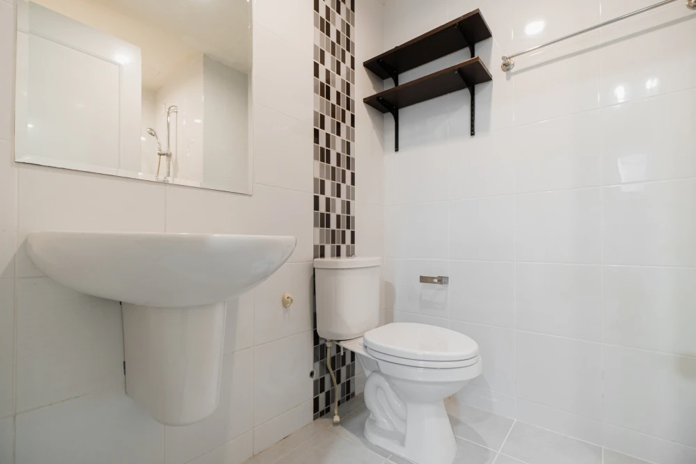 The Niche ID Serithai Room Details Phase 1, Building A, 3rd Floor, 28 sq m, corner unit, no shared bedroom. Fully furnished as pictured. Appliances
