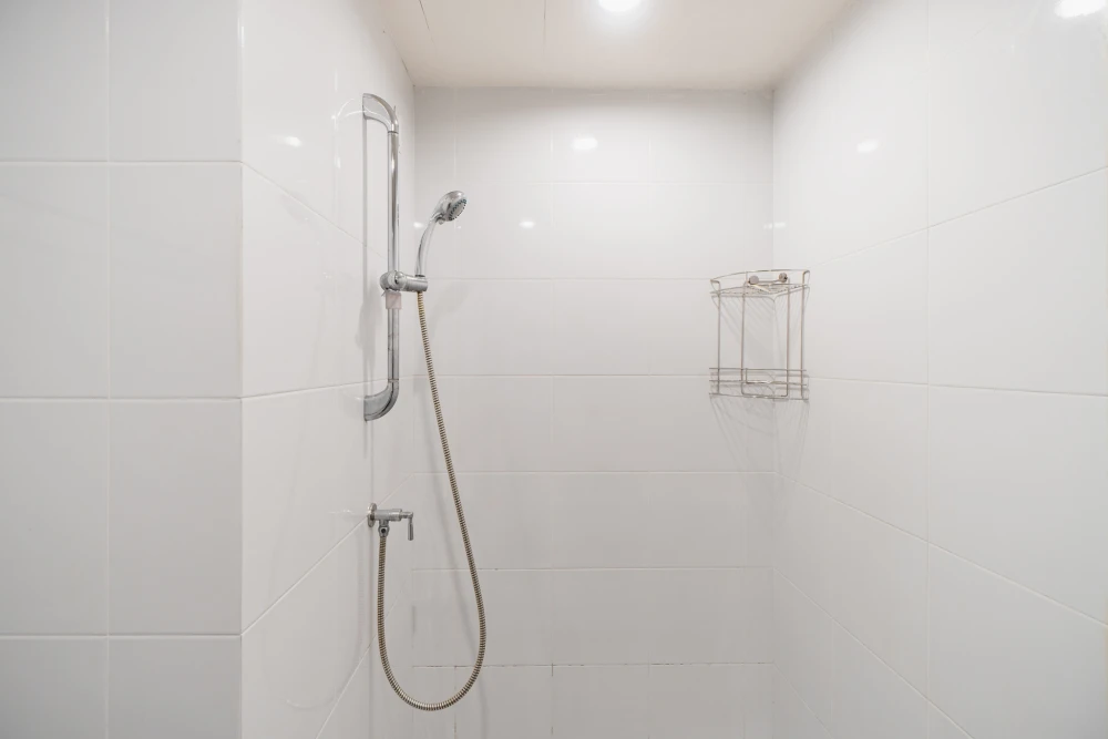 The Niche ID Serithai Room Details Phase 1, Building A, 3rd Floor, 28 sq m, corner unit, no shared bedroom. Fully furnished as pictured. Appliances